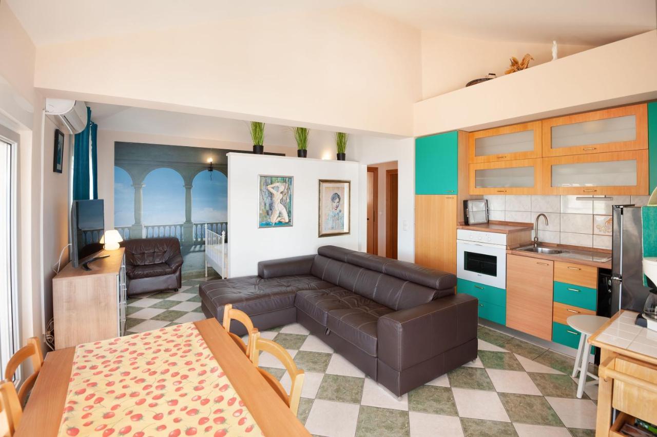Apartments Gordana Lokva Rogoznica Ngoại thất bức ảnh
