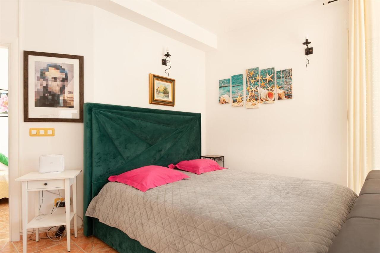 Apartments Gordana Lokva Rogoznica Ngoại thất bức ảnh